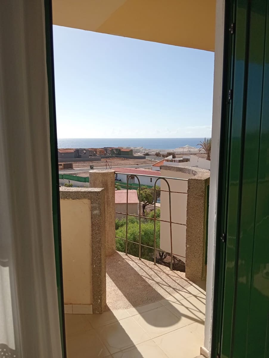 1 bedroom Apartment for sale in Costa de Antigua - € 125,000 (Ref: 9269210)