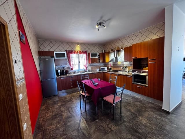 3 bedroom Finca/Country House for sale in Tuineje - € 445,000 (Ref: 9276091)