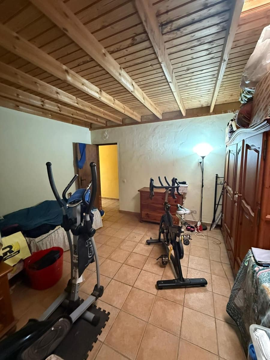 3 soveværelse Byhus til salg i Puerto del Rosario med swimmingpool - € 320.000 (Ref: 9300553)