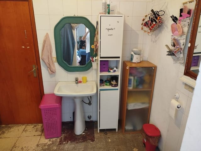 4 camera da letto Villa in vendita in Antigua con garage - 290.000 € (Rif: 9326039)