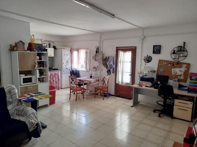 4 camera da letto Villa in vendita in Antigua con garage - 290.000 € (Rif: 9326039)