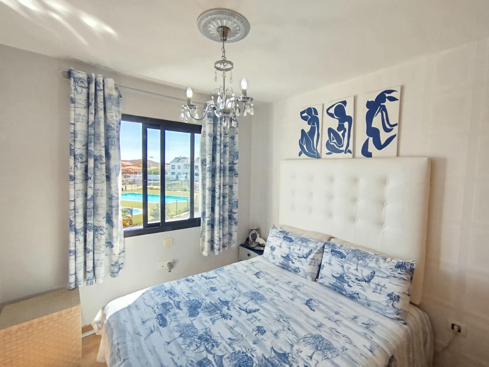 4 slaapkamer Halfvrijstaande villa te koop in Corralejo met zwembad garage - € 349.950 (Ref: 9355696)