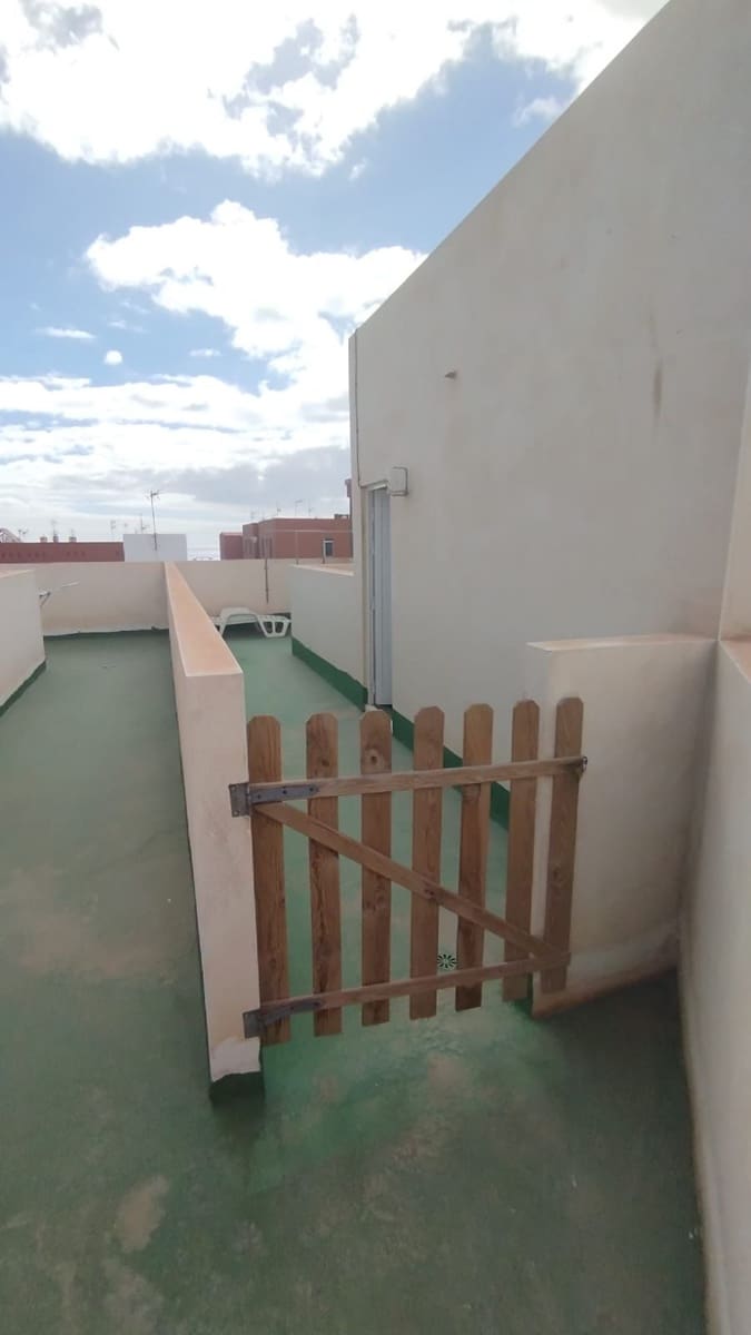 2 sypialnia Apartament na sprzedaż w Puerto del Rosario - 160 000 € (Ref: 9407932)