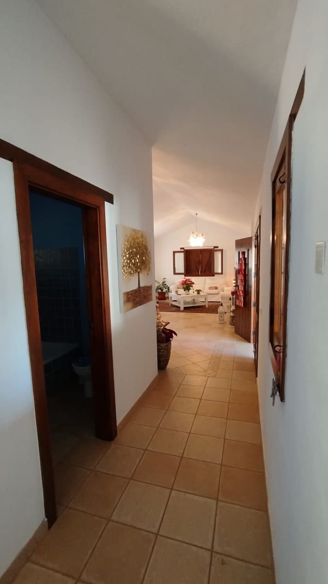 3 makuuhuone Huvila myytävänä paikassa Tuineje mukana uima-altaan - 469 000 € (Ref: 9468186)