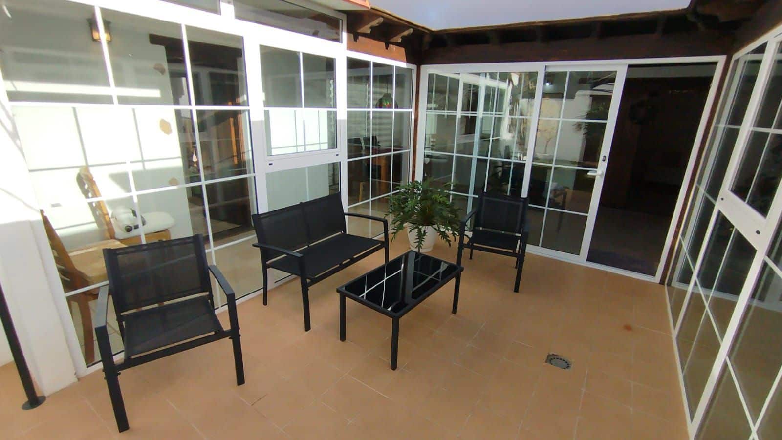 3 makuuhuone Huvila myytävänä paikassa Tuineje mukana uima-altaan - 469 000 € (Ref: 9468186)