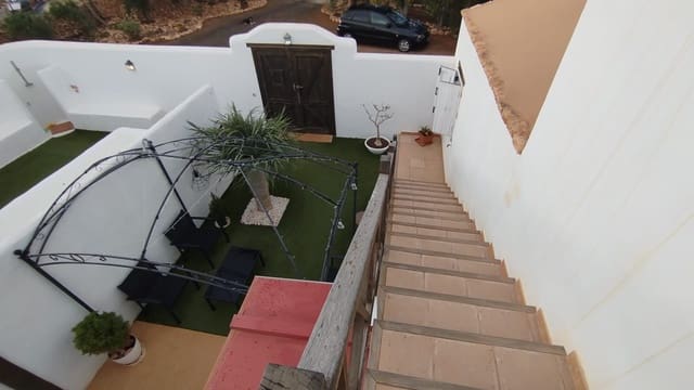 3 makuuhuone Huvila myytävänä paikassa Tuineje mukana uima-altaan - 469 000 € (Ref: 9468186)