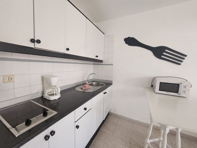 1 Zimmer Wohnung zu verkaufen in Costa de Antigua, Antigua mit Pool - 145.000 € (Ref: 9472265)