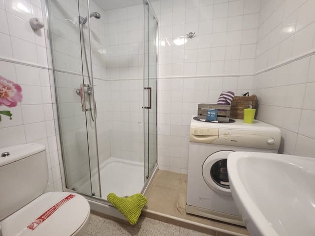 1 Zimmer Wohnung zu verkaufen in Costa de Antigua, Antigua mit Pool - 145.000 € (Ref: 9472265)