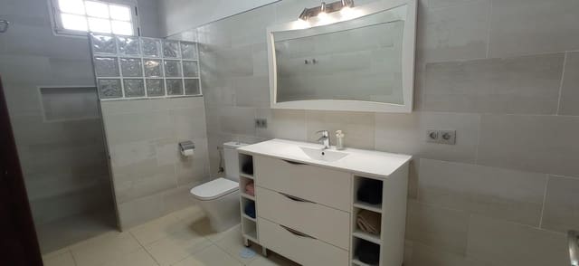 2 camera da letto Appartamento da affittare in Agua de Bueyes, Antigua - 900 € (Rif: 9503931)