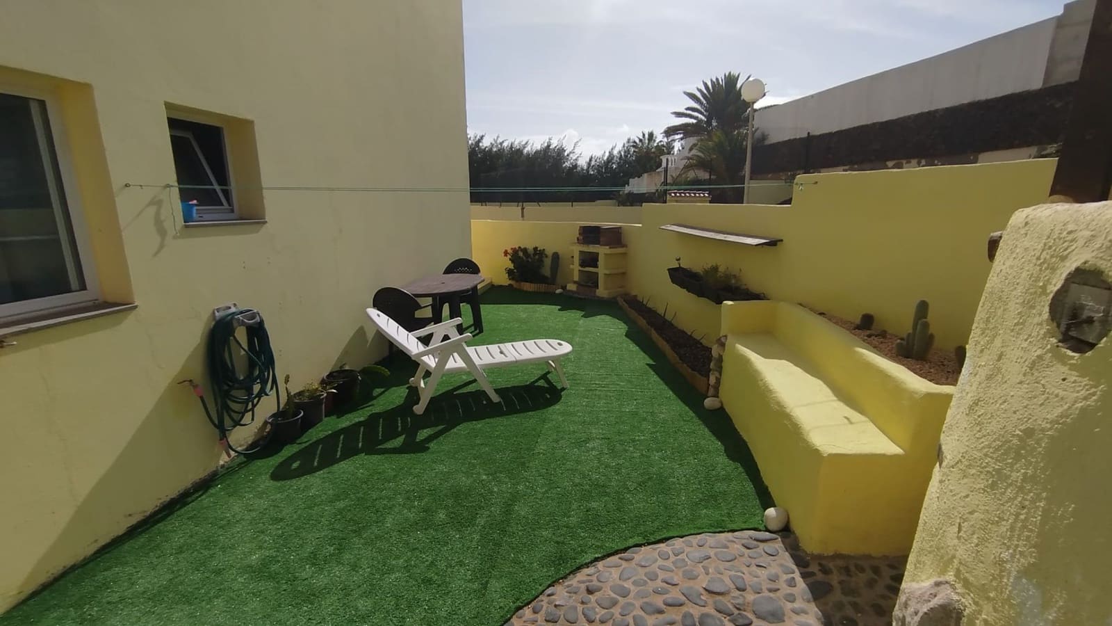 2 soverom Leilighet til salgs i Costa Calma med svømmebasseng garasje - € 230 000 (Ref: 9568111)