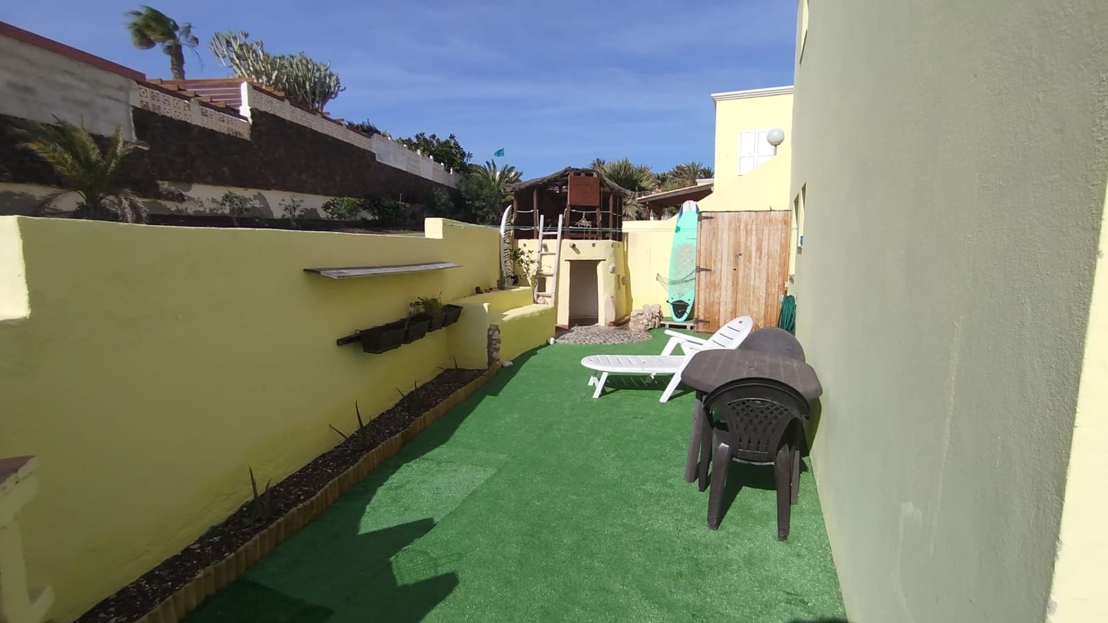 2 soverom Leilighet til salgs i Costa Calma med svømmebasseng garasje - € 230 000 (Ref: 9568111)