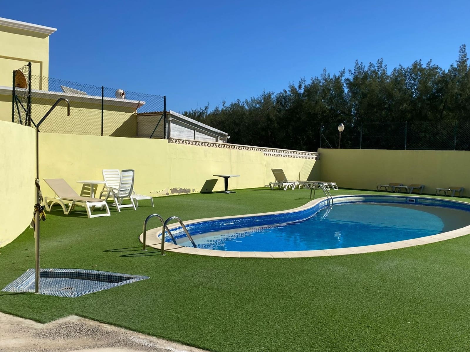 2 soverom Leilighet til salgs i Costa Calma med svømmebasseng garasje - € 230 000 (Ref: 9568111)