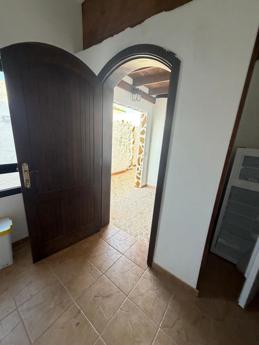 Apartamento de 2 habitaciones en Tetir en alquiler - 950 € (Ref: 9568112)