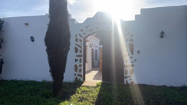 2 quarto Apartamento para arrendar em Tetir, Puerto del Rosario - 950 € (Ref: 9568112)