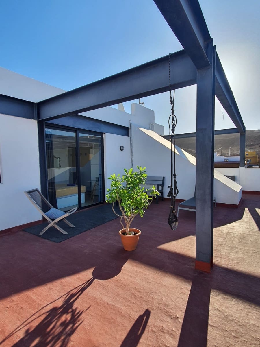 2 Zimmer Apartment zu vermieten in Tarajalejo - 1.200 € (Ref: 9574020)