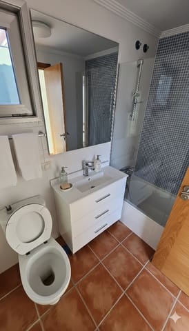 3 soveværelse Villa til salg i Costa de Antigua, Antigua med swimmingpool garage - € 365.000 (Ref: 9620788)