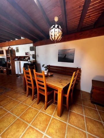 2 soveværelse Villa til salg i Tuineje med swimmingpool garage - € 347.000 (Ref: 9658401)