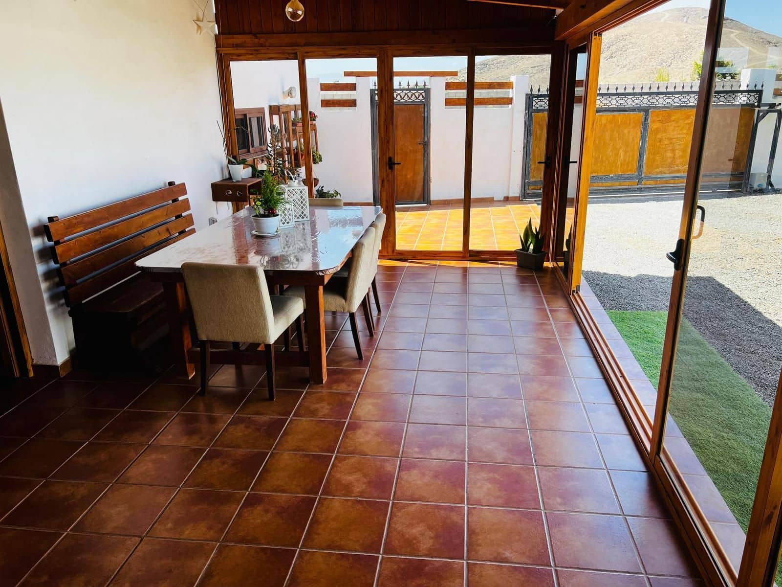 2 soveværelse Villa til salg i Tuineje med swimmingpool garage - € 347.000 (Ref: 9658401)