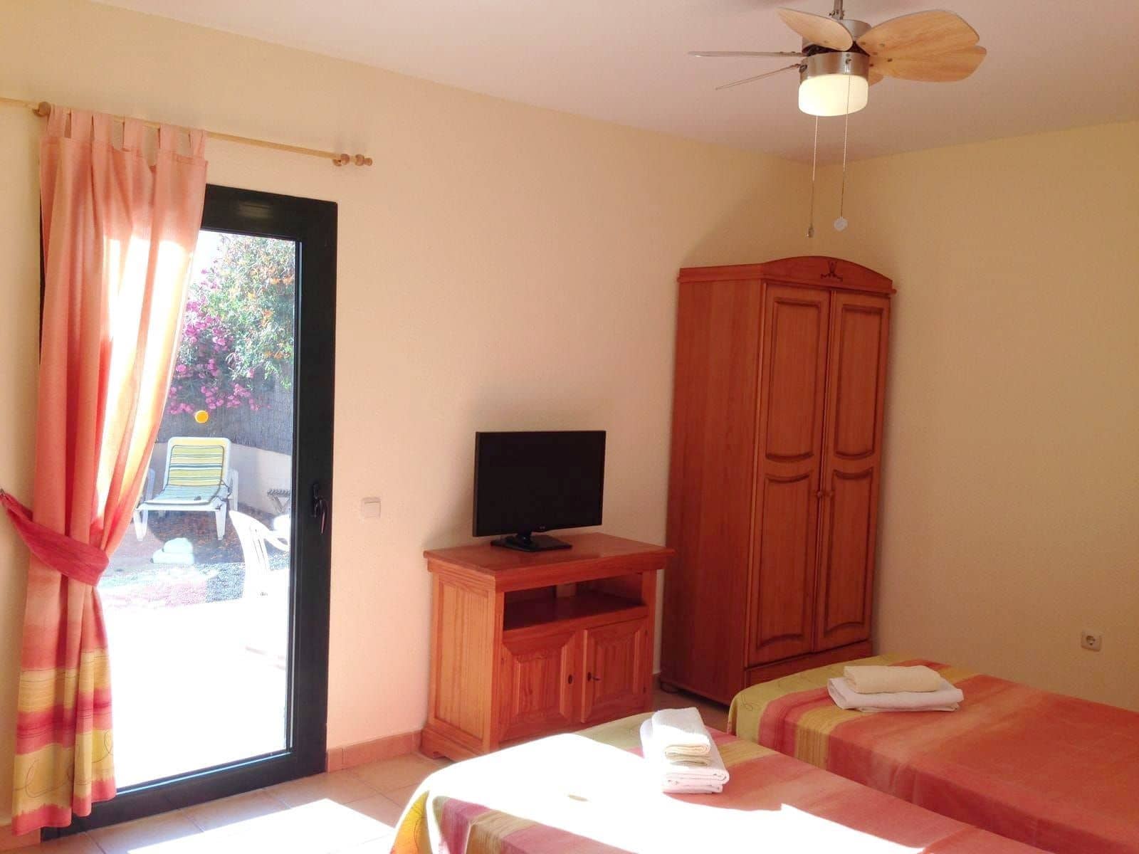 1 chambre Villa/Maison à vendre à Corralejo avec garage - 240 000 € (Ref: 9761724)