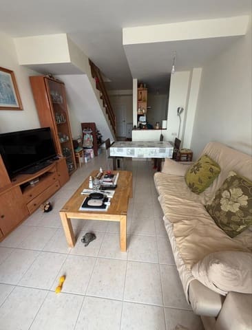 2 makuuhuone Omakotitalo myytävänä paikassa Puerto del Rosario - 245 000 € (Ref: 9770326)