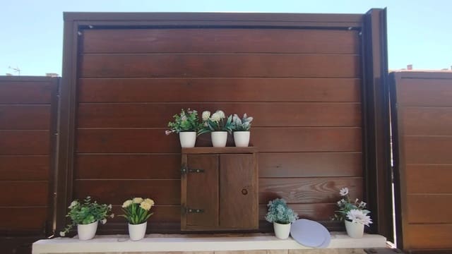 Casa de 4 habitaciones en Puerto del Rosario en venta con garaje - 295.000 € (Ref: 9855033)