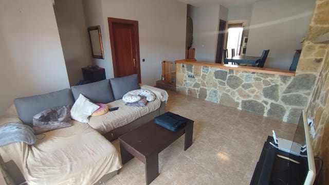 3 soveværelse Villa til salg i Puerto del Rosario med garage - € 283.500 (Ref: 9880641)