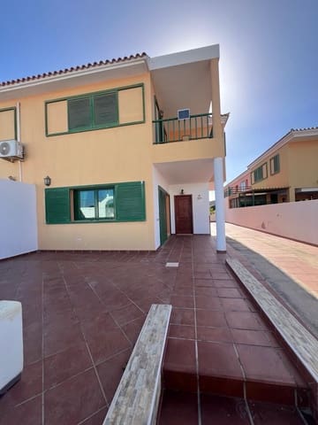 3 makuuhuone Paritalo vuokrattavana paikassa Tarajalejo, Tuineje - 1 200 € (Ref: 9893772)
