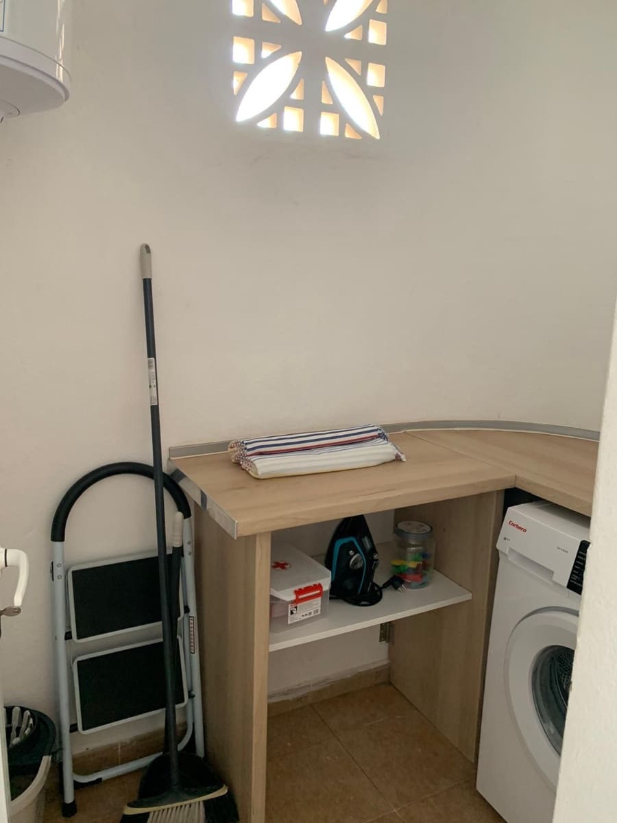 1 Zimmer Bungalow zu verkaufen in Caleta de Fuste mit Pool Garage - 190.000 € (Ref: 9924199)