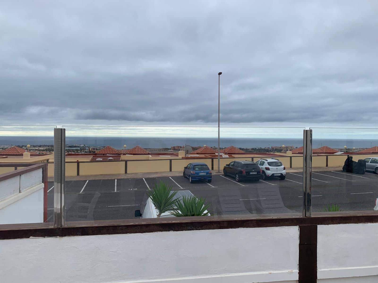 1 Zimmer Bungalow zu verkaufen in Caleta de Fuste mit Pool Garage - 190.000 € (Ref: 9924199)
