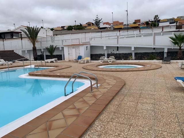 Bungalow de 1 habitación en Caleta de Fuste, Antigua en venta con piscina garaje - 185.000 € (Ref: 9924199)