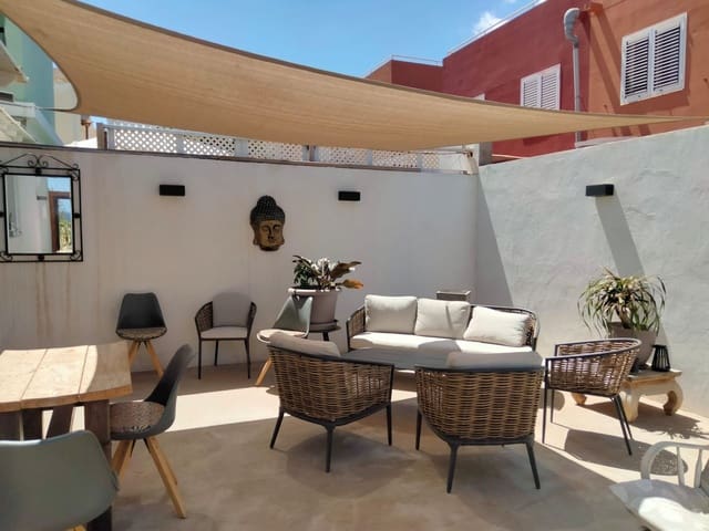 Piso de 3 habitaciones en Puerto del Rosario en venta - 300.000 € (Ref: 9962141)