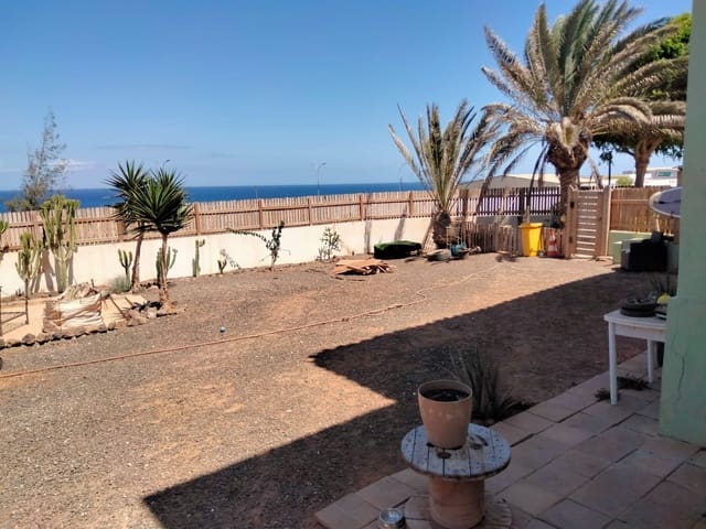 Piso de 3 habitaciones en Puerto del Rosario en venta - 300.000 € (Ref: 9962141)