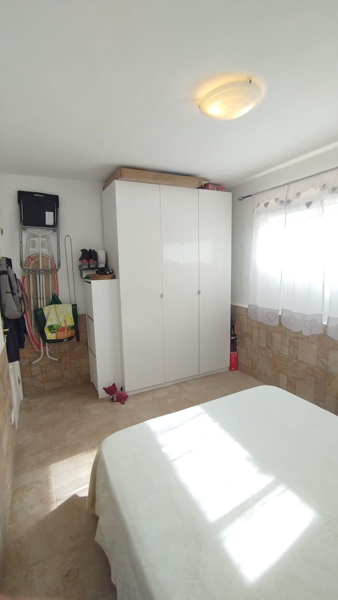 1 sypialnia Apartament na sprzedaż w Costa de Antigua - 150 000 € (Ref: 9986449)