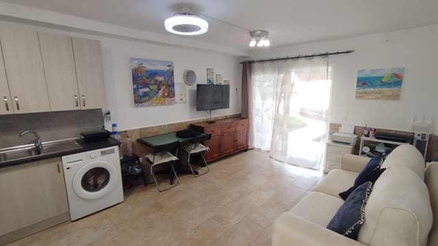 1 Zimmer Apartment zu verkaufen in Costa de Antigua, Antigua - 150.000 € (Ref: 9986449)