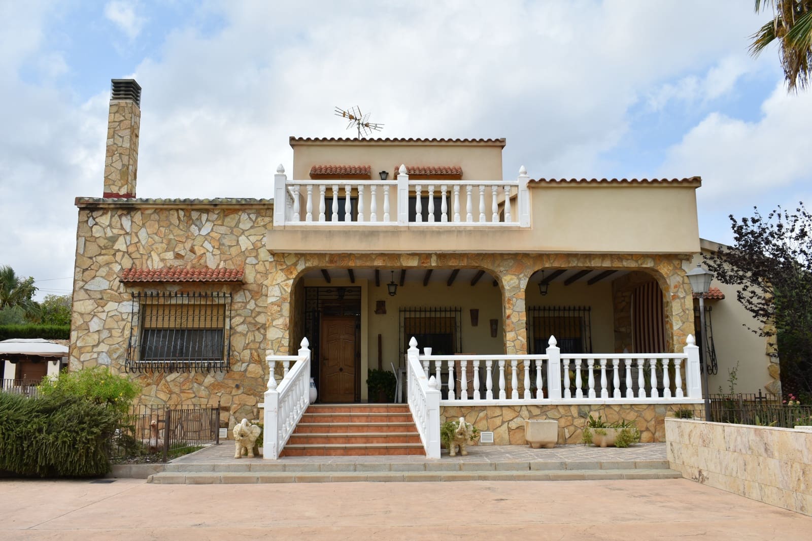 4 soveværelse Villa til salg i Elche / Elx med swimmingpool garage - € 459.000 (Ref: 8741951)