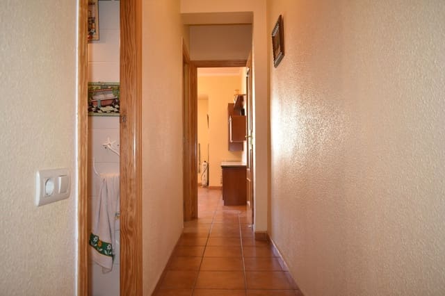 4 makuuhuone Asunto myytävänä paikassa Villena - 110 000 € (Ref: 8878876)