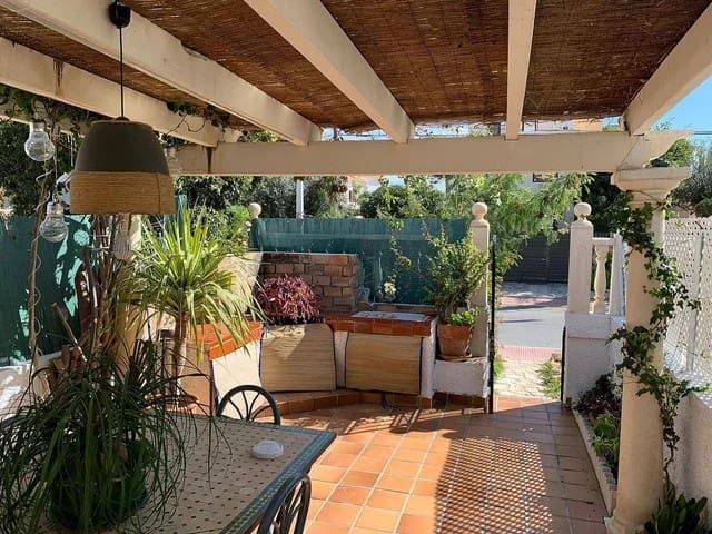 3 bedroom Villa for sale in Calas Santa Pola Este, Santa Pola with pool garage - € 399,000 (Ref: 8895392)