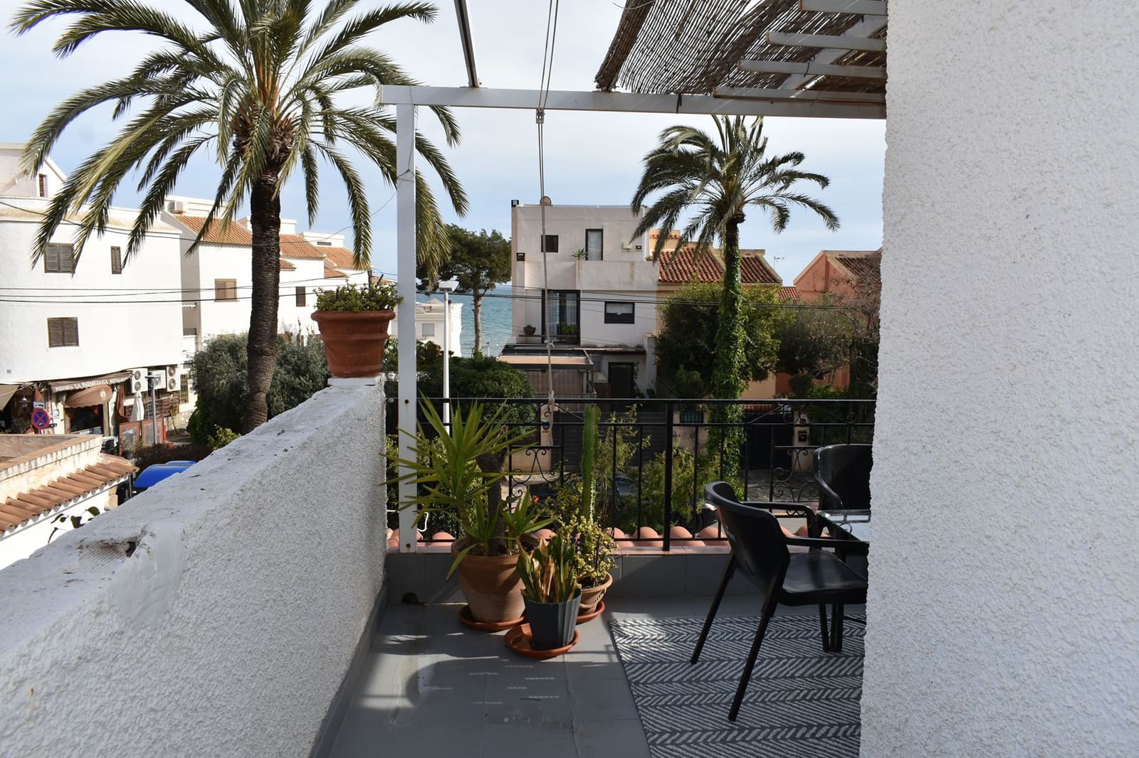 3 makuuhuone Huvila myytävänä paikassa Santa Pola mukana uima-altaan 
autotalli - 399 000 € (Ref: 8895392)