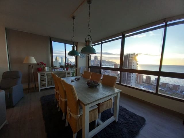 3 soverom Leilighet til salgs i Playa Poniente, Benidorm med svømmebasseng garasje - € 600 000 (Ref: 8924696)