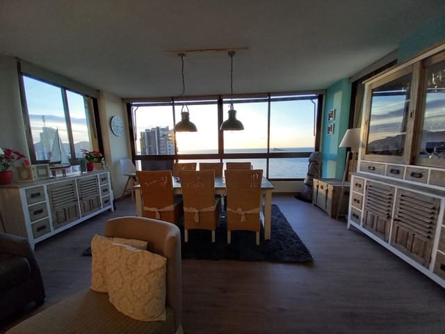 3 soverom Leilighet til salgs i Playa Poniente, Benidorm med svømmebasseng garasje - € 600 000 (Ref: 8924696)