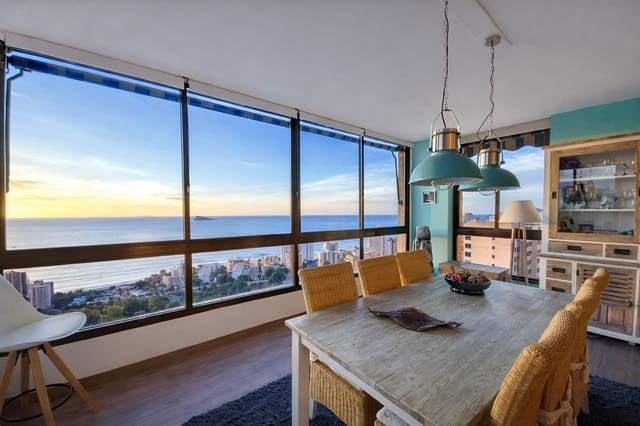 3 sypialnia Apartament na sprzedaż w Playa Poniente, Benidorm z basenem garażem - 600 000 € (Ref: 8924696)