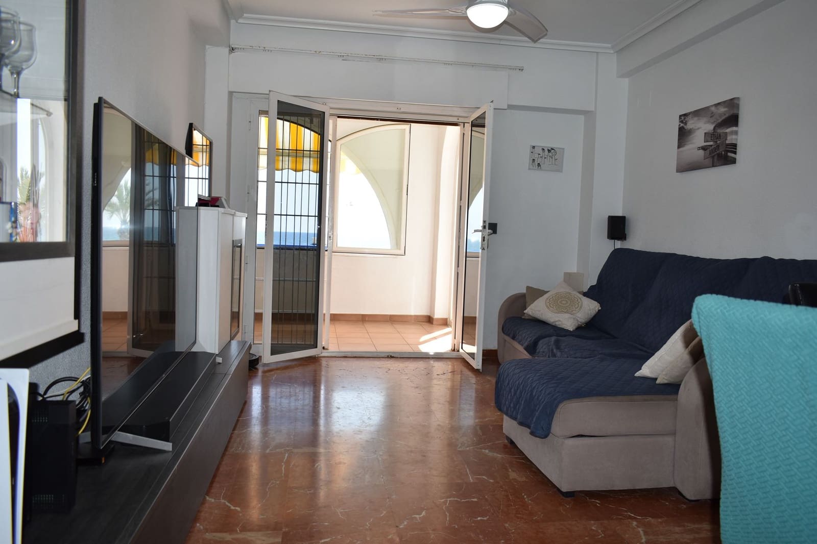 3 bedroom Apartment for sale in Arenales del Sol with pool garage - € 398,000 (Ref: 9016265)