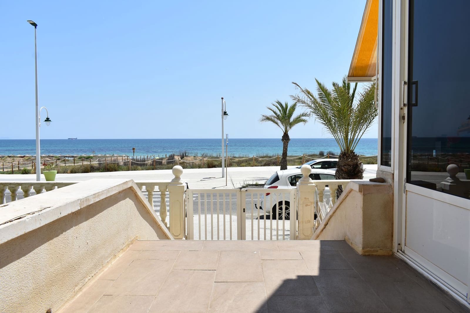 3 bedroom Apartment for sale in Arenales del Sol with pool garage - € 398,000 (Ref: 9016265)