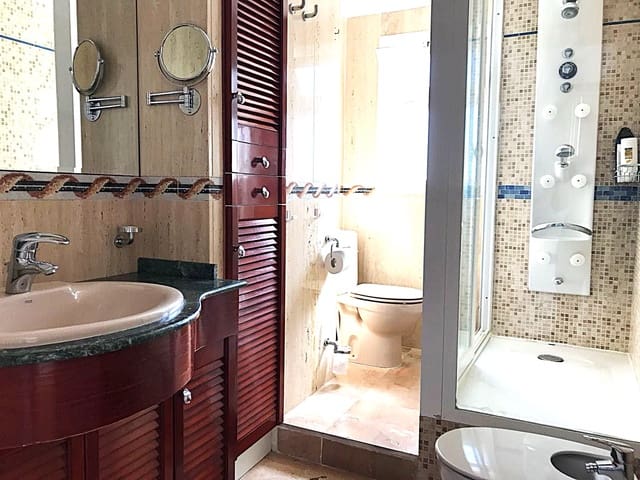 3 slaapkamer Appartement te koop in Benidorm met zwembad garage - € 619.900 (Ref: 9189810)