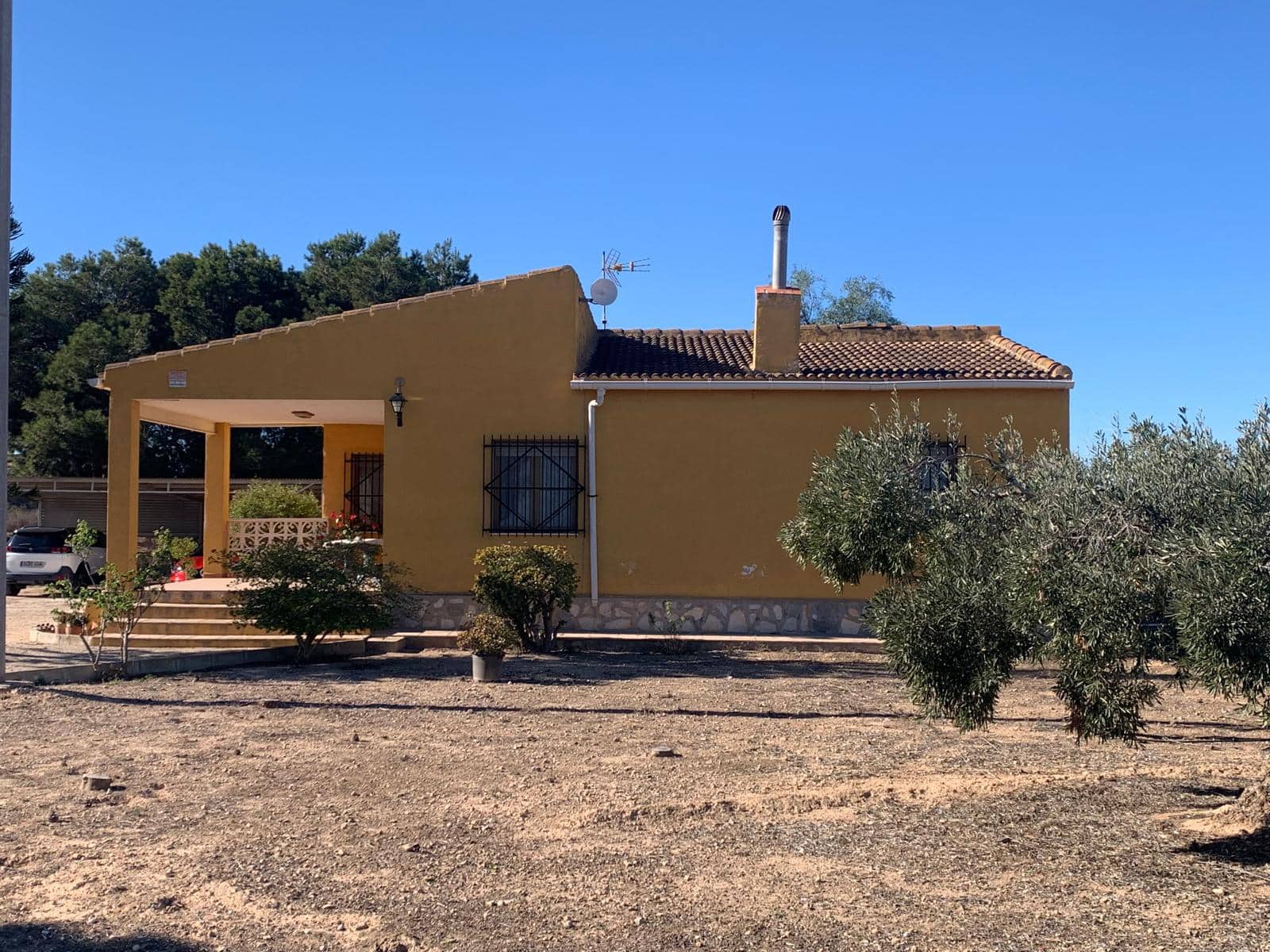 3 bedroom Finca/Country House for sale in La Marina with garage - € 311,000 (Ref: 9432679)