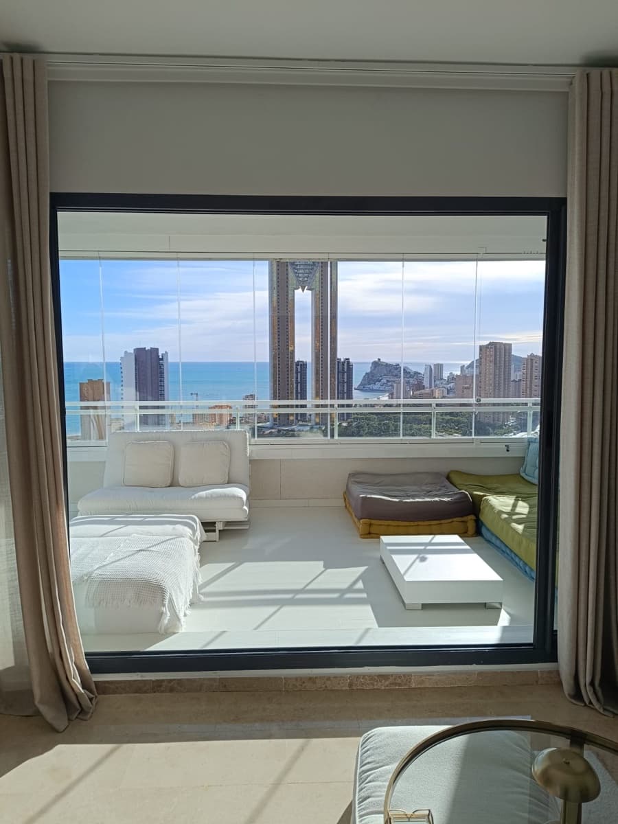 2 slaapkamer Appartement te koop in Benidorm met zwembad garage - € 380.000 (Ref: 9654233)