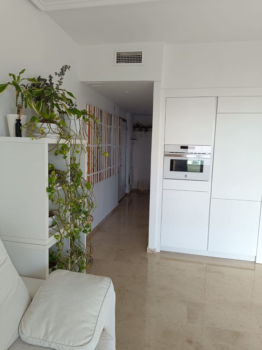 2 slaapkamer Appartement te koop in Benidorm met zwembad garage - € 380.000 (Ref: 9654233)