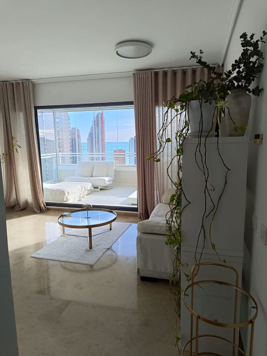 2 slaapkamer Appartement te koop in Benidorm met zwembad garage - € 380.000 (Ref: 9654233)