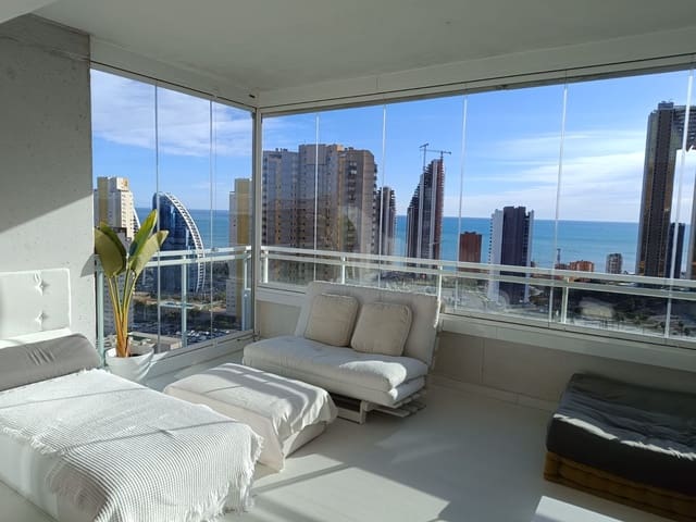 2 slaapkamer Appartement te koop in Playa Poniente, Benidorm met zwembad garage - € 380.000 (Ref: 9654233)