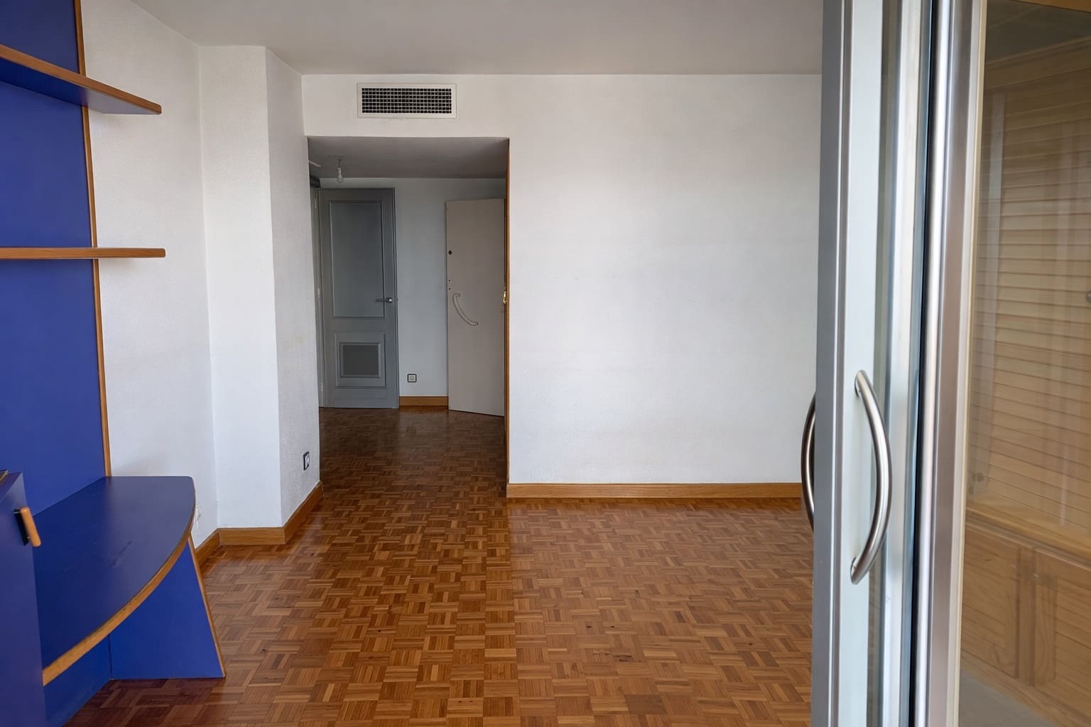 2 bedroom Apartment for sale in Alicante / Alacant city with garage - € 680,000 (Ref: 9714154)